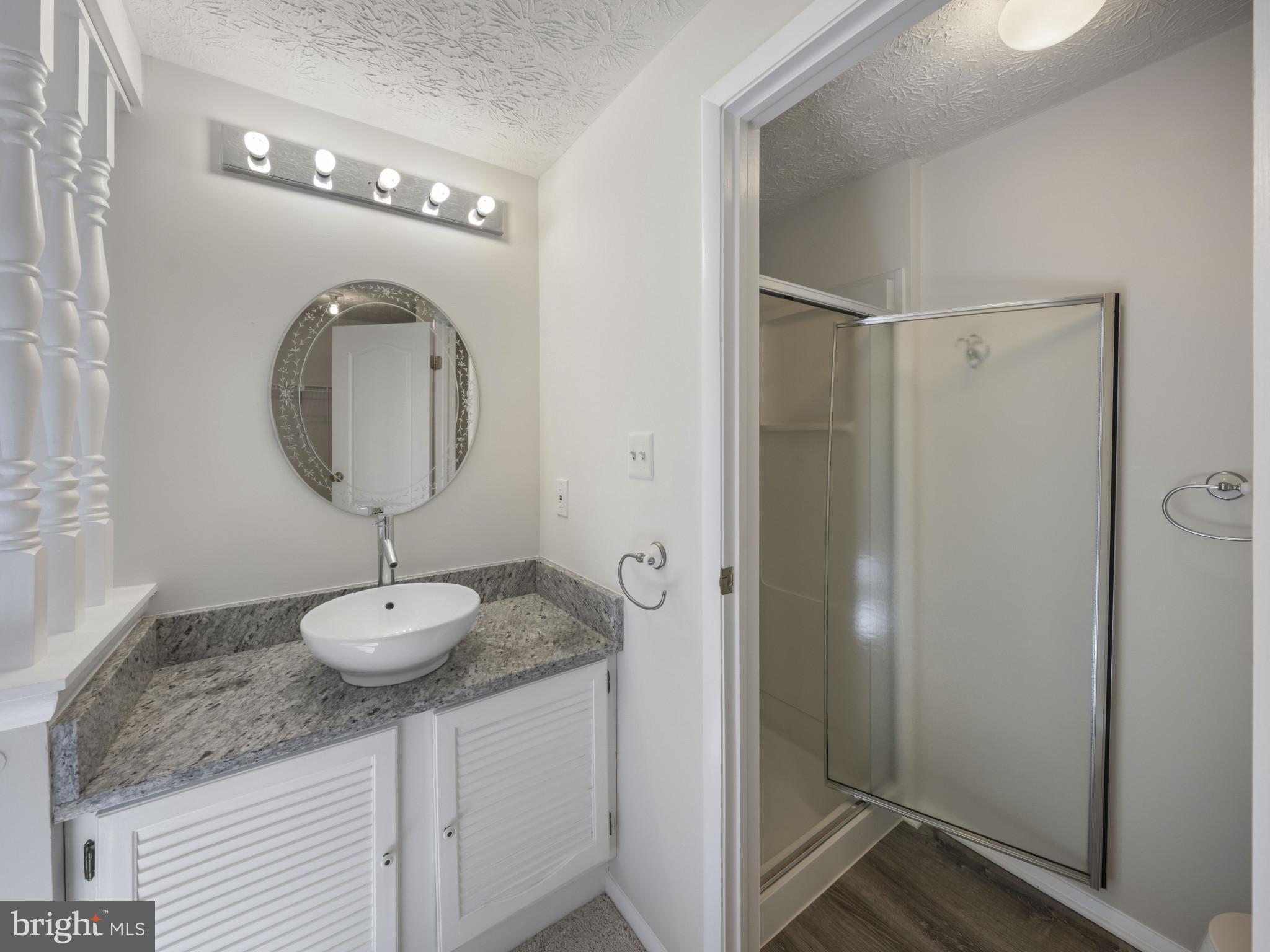 COURTS OF TYSONS - Residential