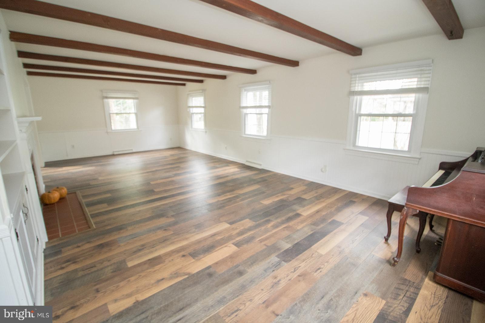 SOCIETY HILL - Residential