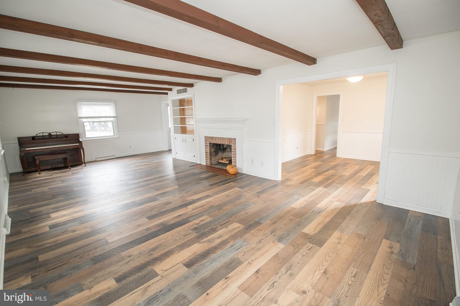 SOCIETY HILL - Residential