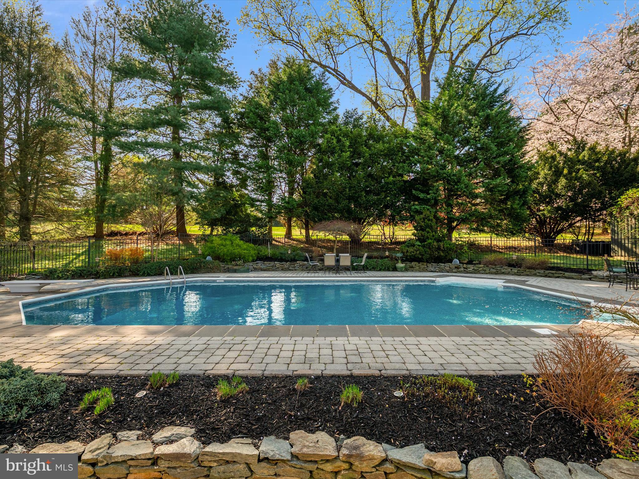 RUGBY HALL ESTATES - Residential