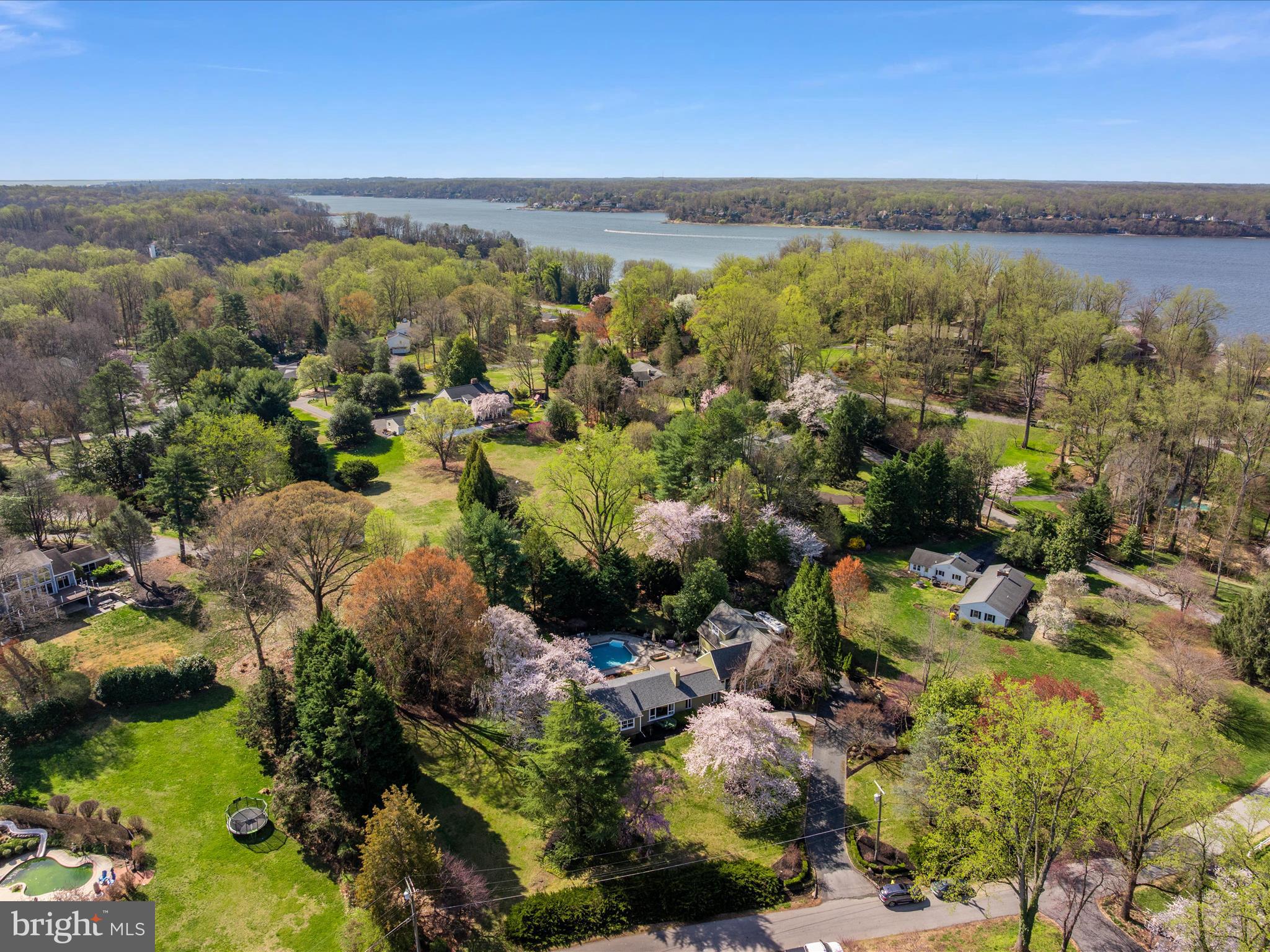 RUGBY HALL ESTATES - Residential