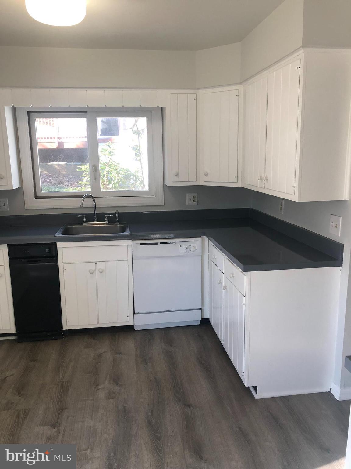 MANTUA - Residential Lease