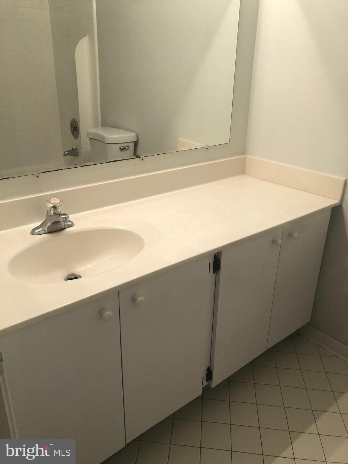 MANTUA - Residential Lease