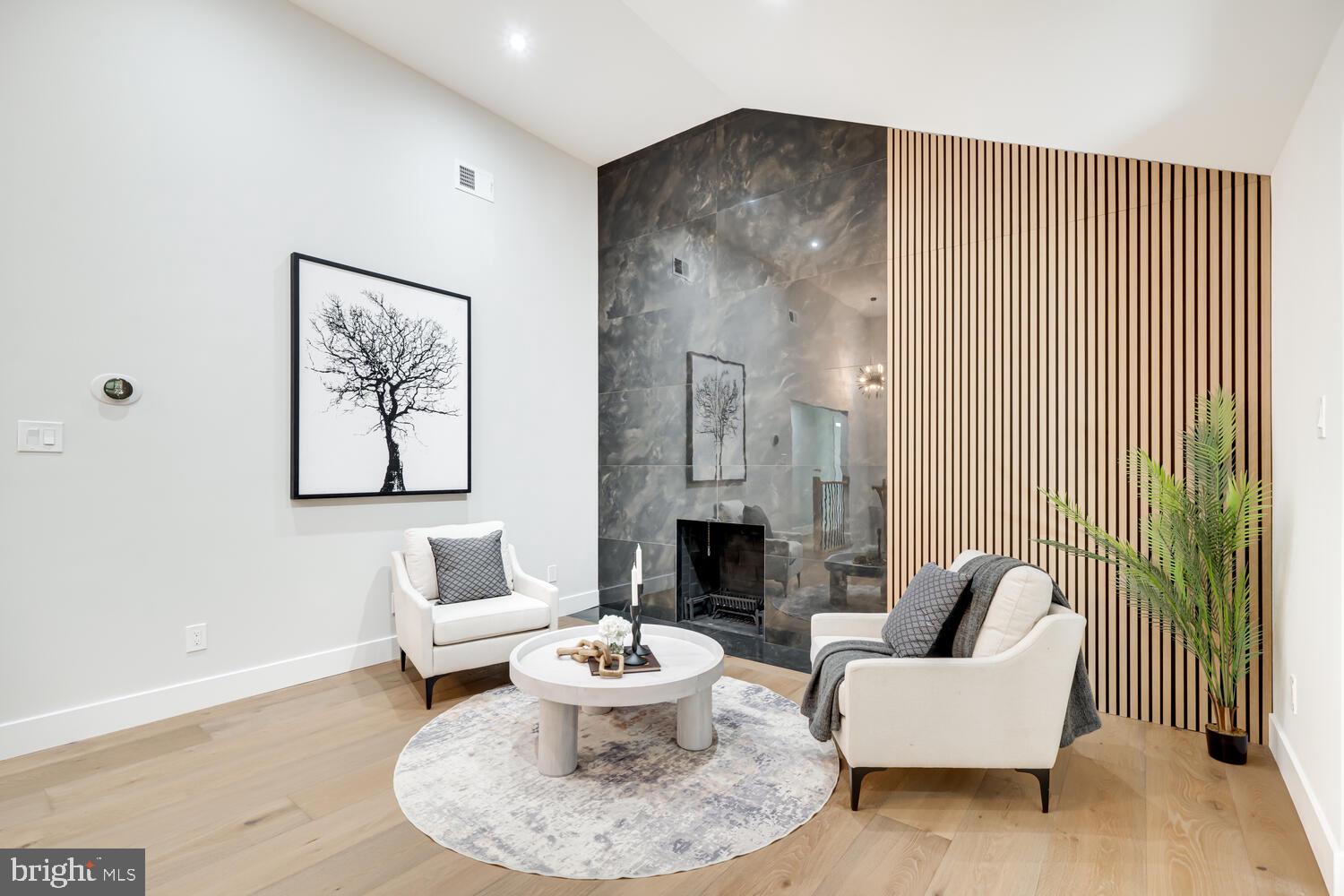 SOUTHRIDGE - Residential