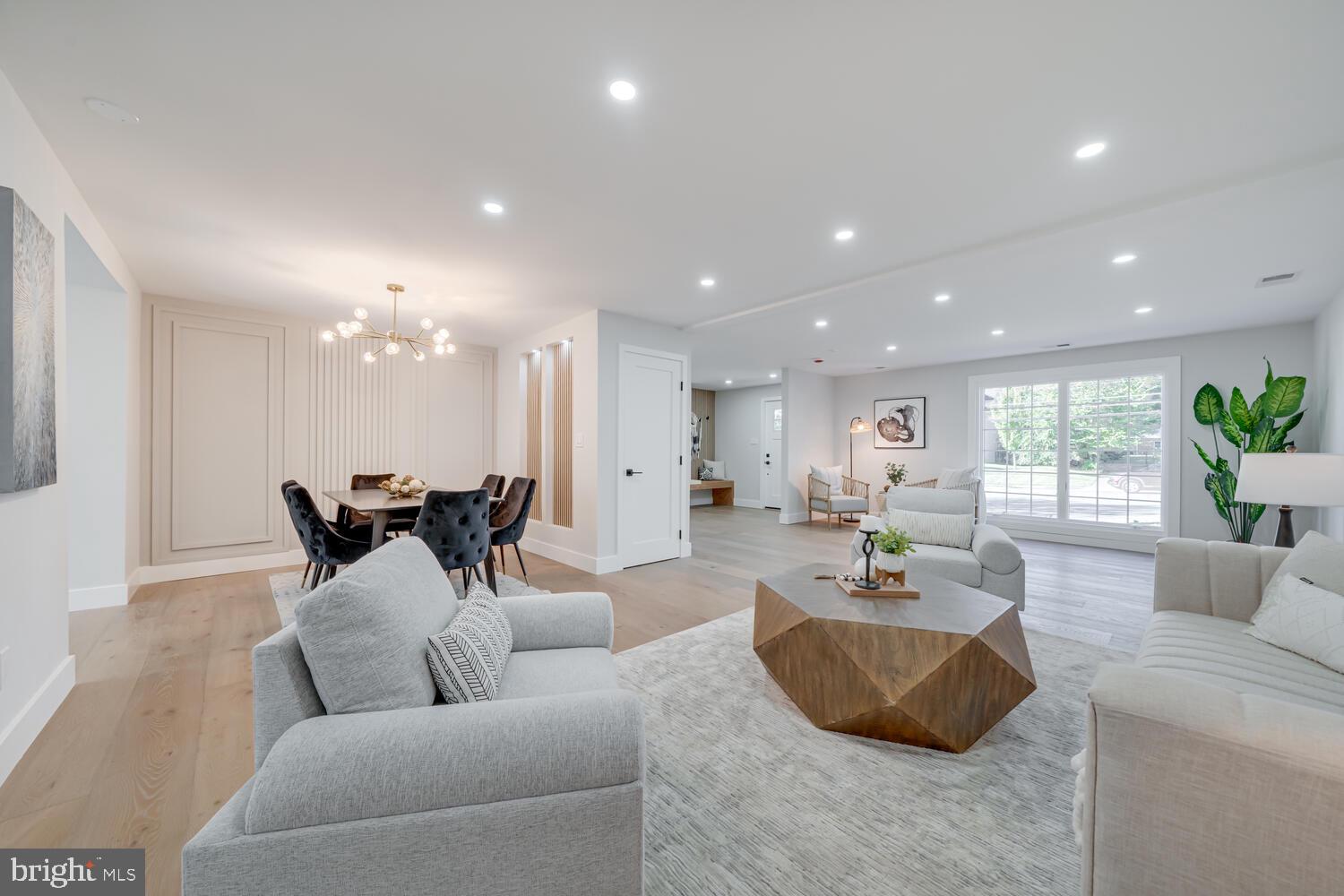 SOUTHRIDGE - Residential