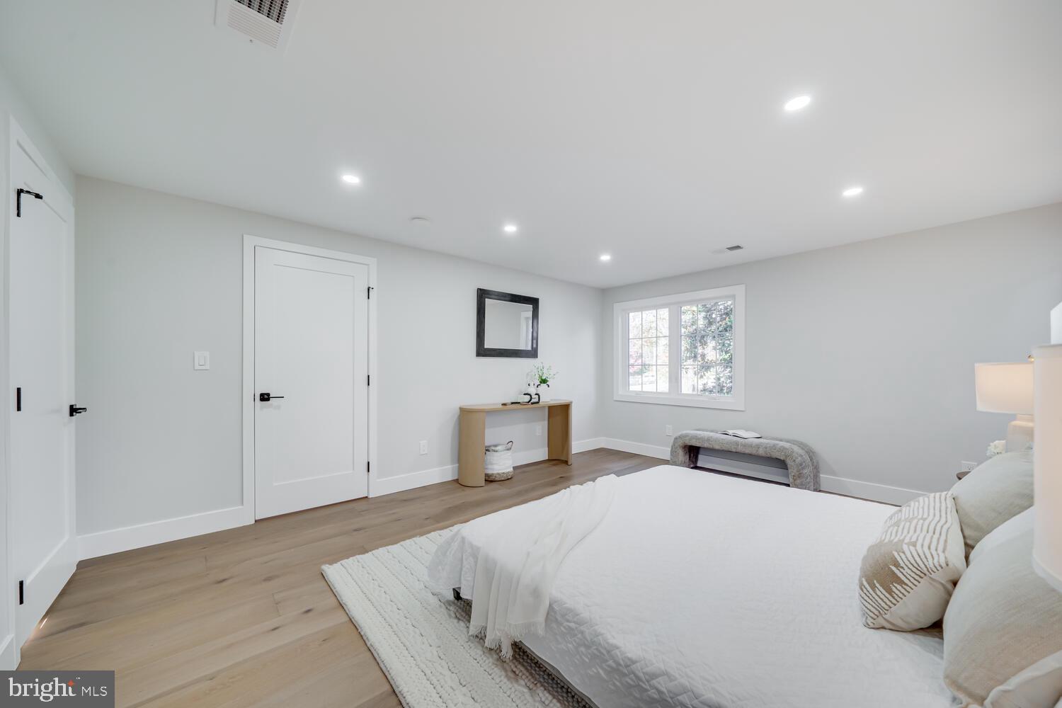 SOUTHRIDGE - Residential