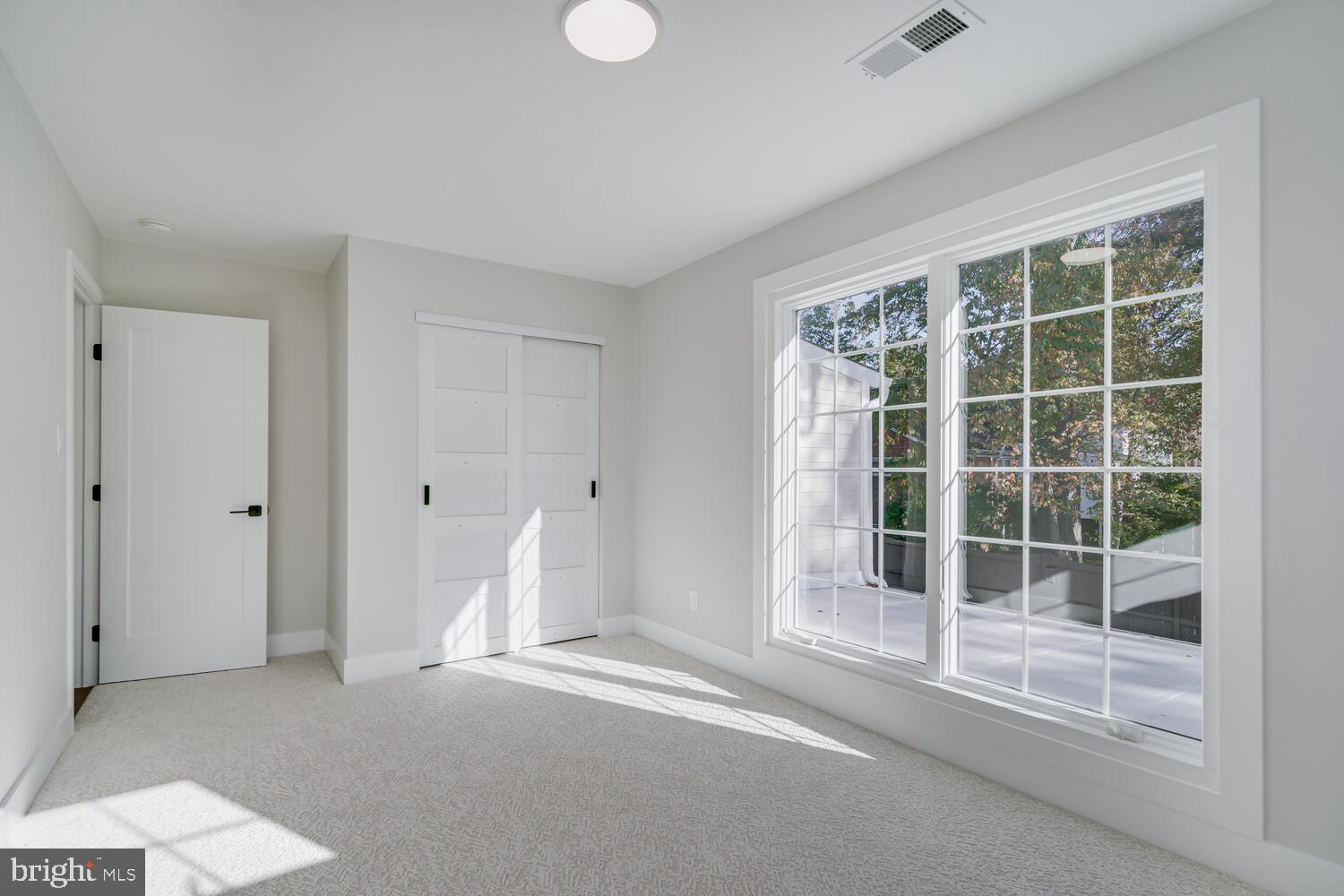 SOUTHRIDGE - Residential