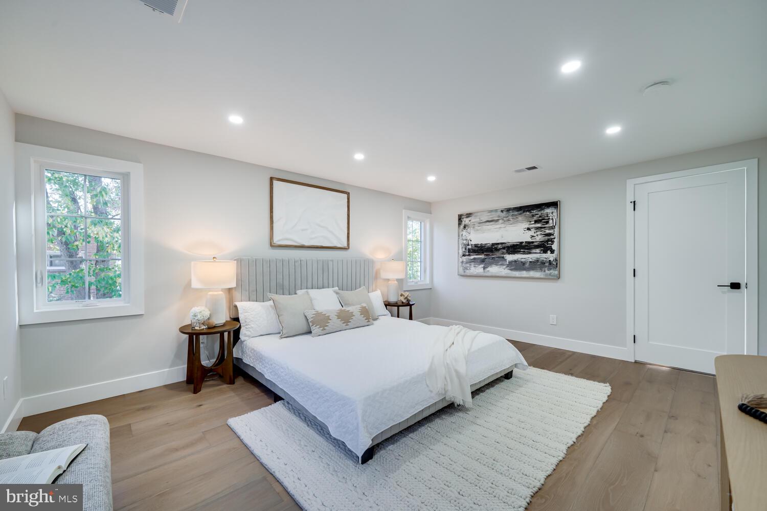 SOUTHRIDGE - Residential