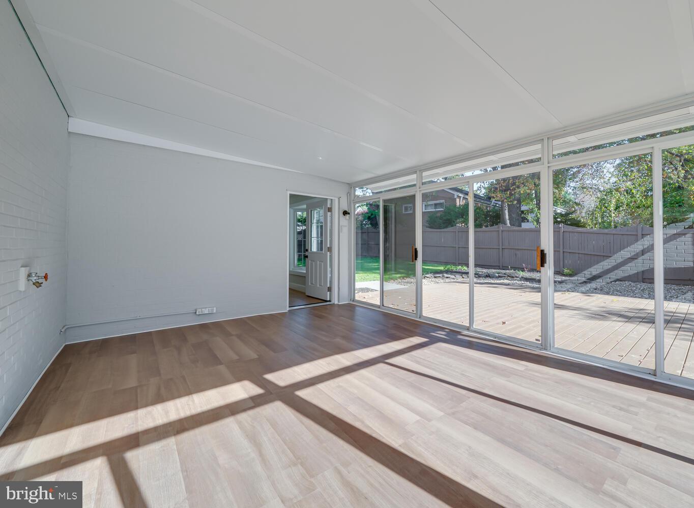 SOUTHRIDGE - Residential