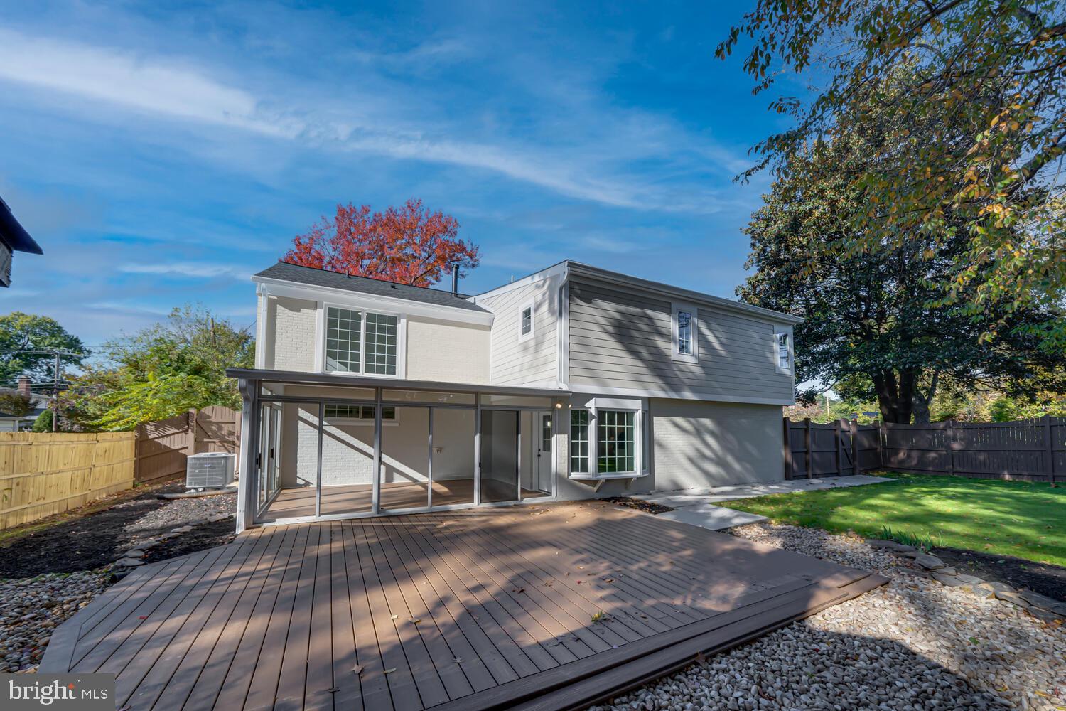 SOUTHRIDGE - Residential