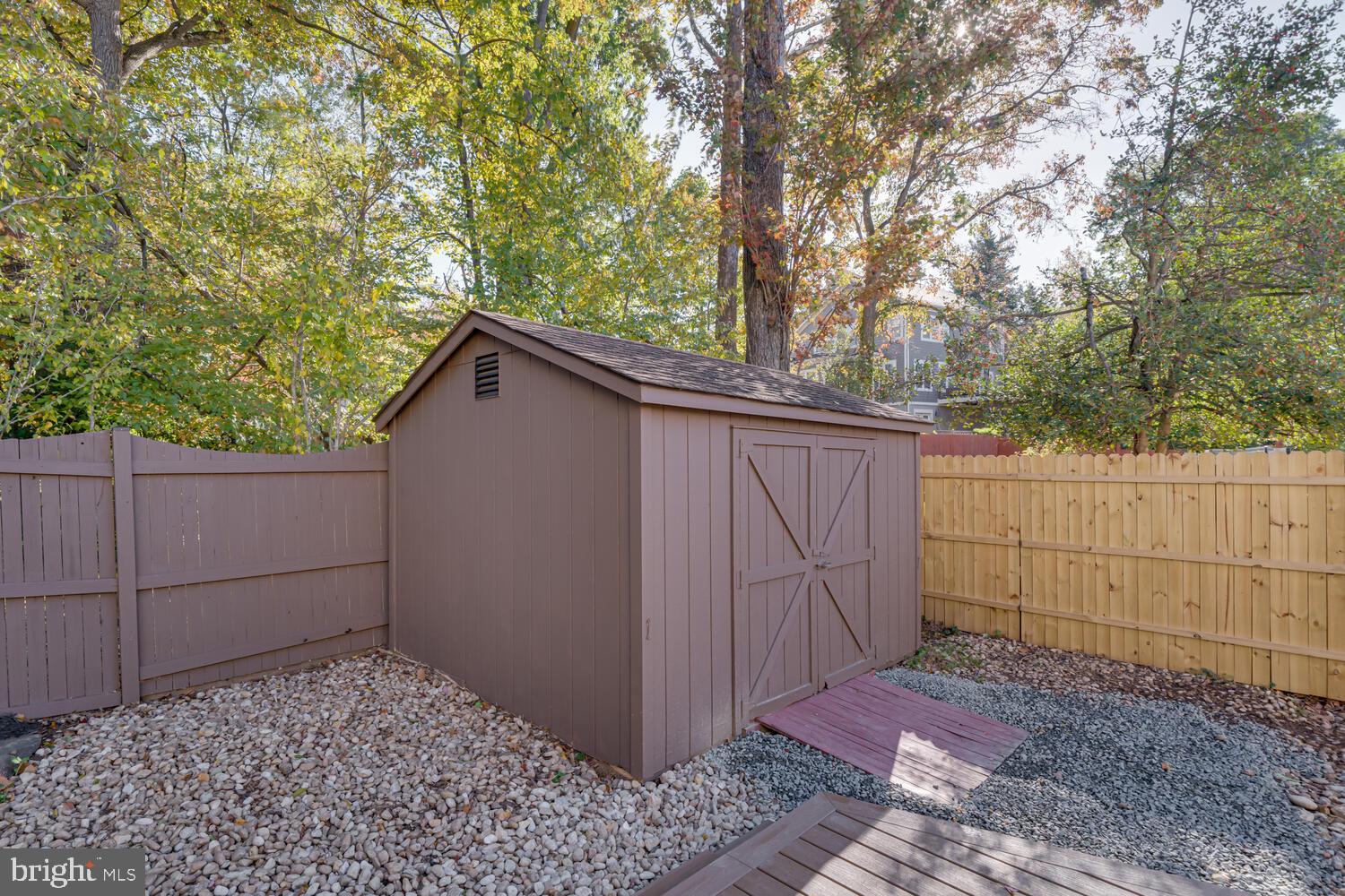 SOUTHRIDGE - Residential