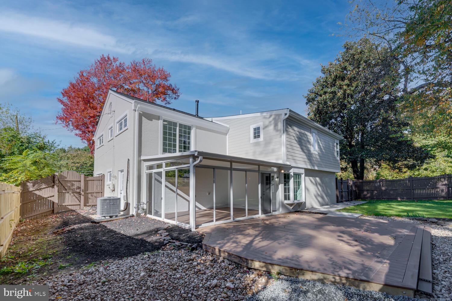 SOUTHRIDGE - Residential