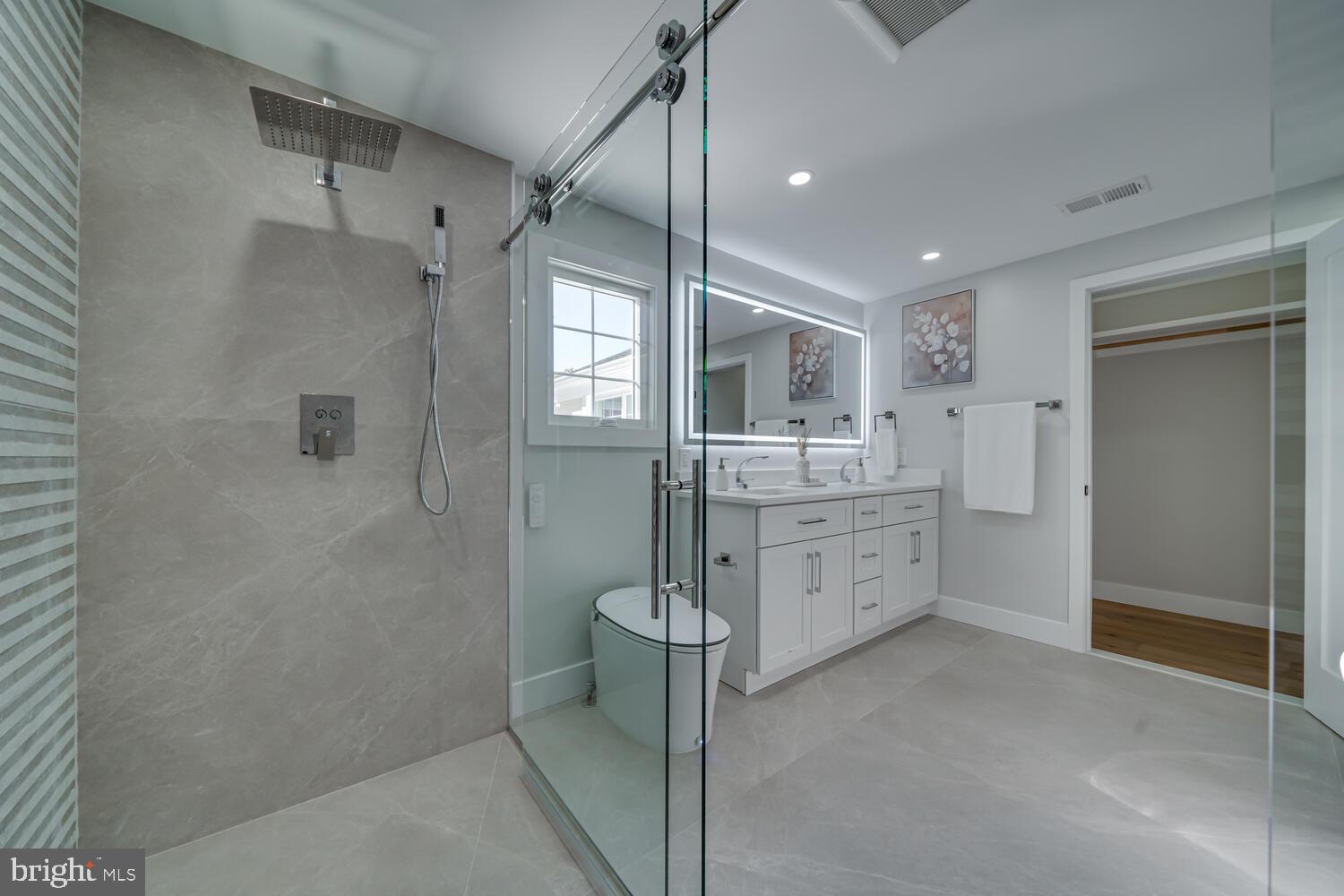 SOUTHRIDGE - Residential