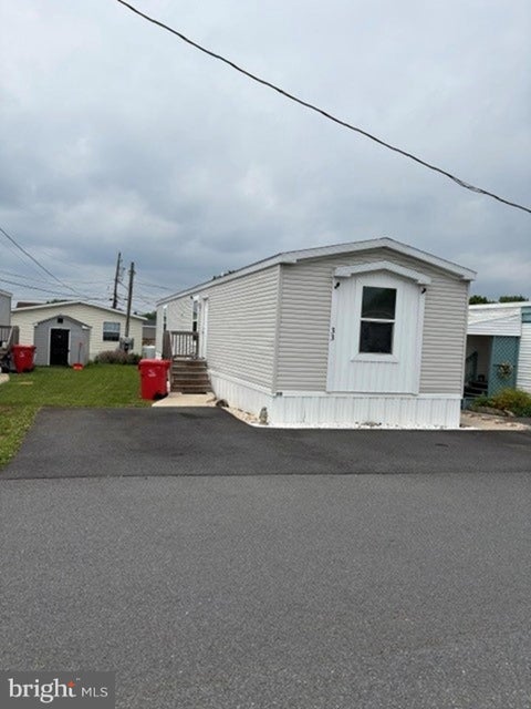 Mobile Home For Sale - 33 Keystone Road<br/> READING, PA 19606
