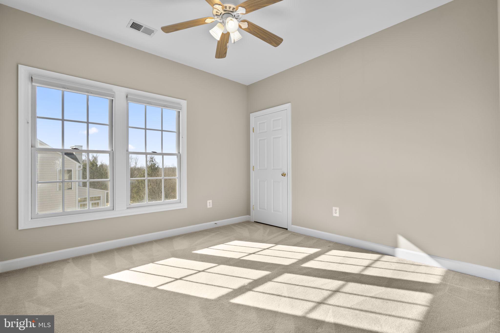 KINGSVIEW VILLAGE - Residential