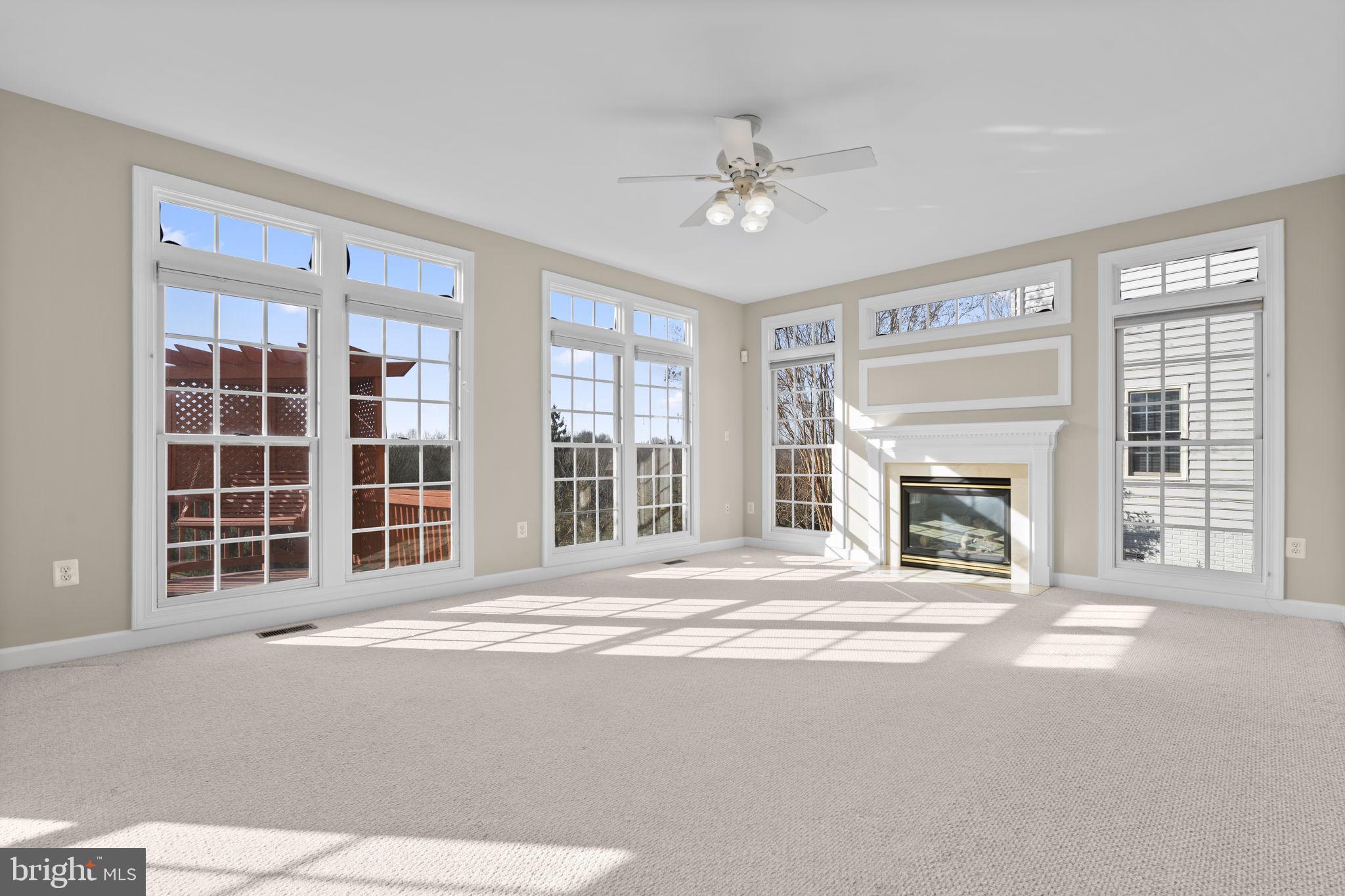 KINGSVIEW VILLAGE - Residential