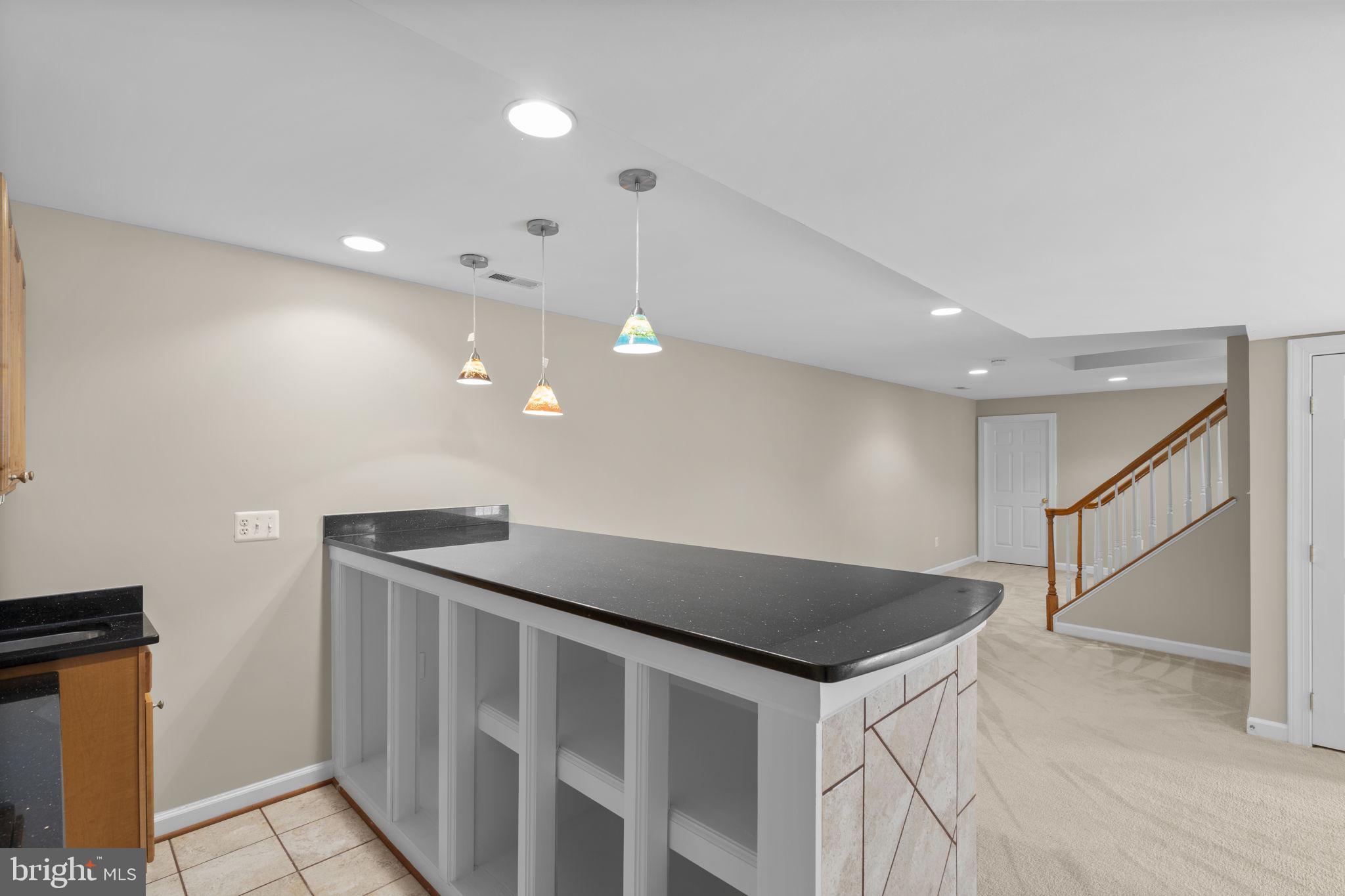 KINGSVIEW VILLAGE - Residential