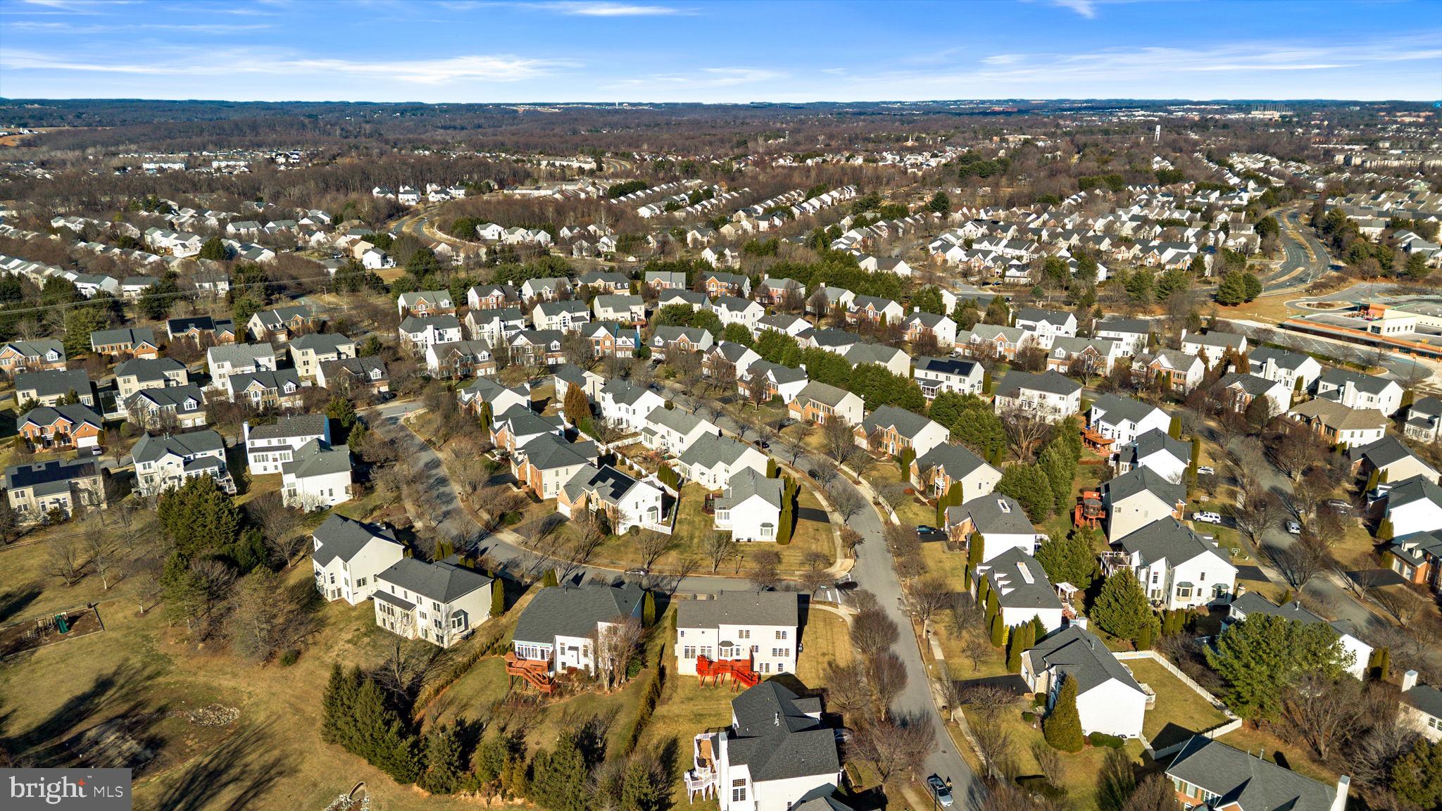 KINGSVIEW VILLAGE - Residential