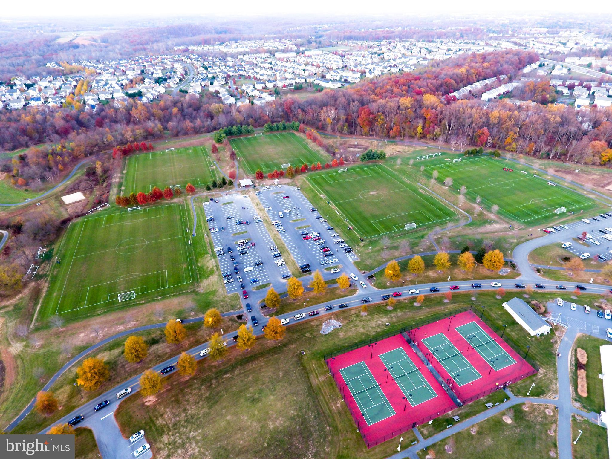 KINGSVIEW VILLAGE - Residential