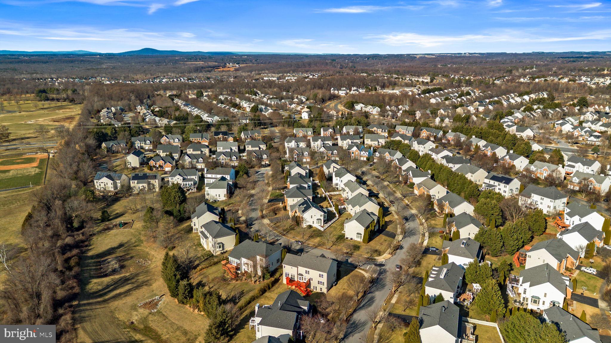 KINGSVIEW VILLAGE - Residential