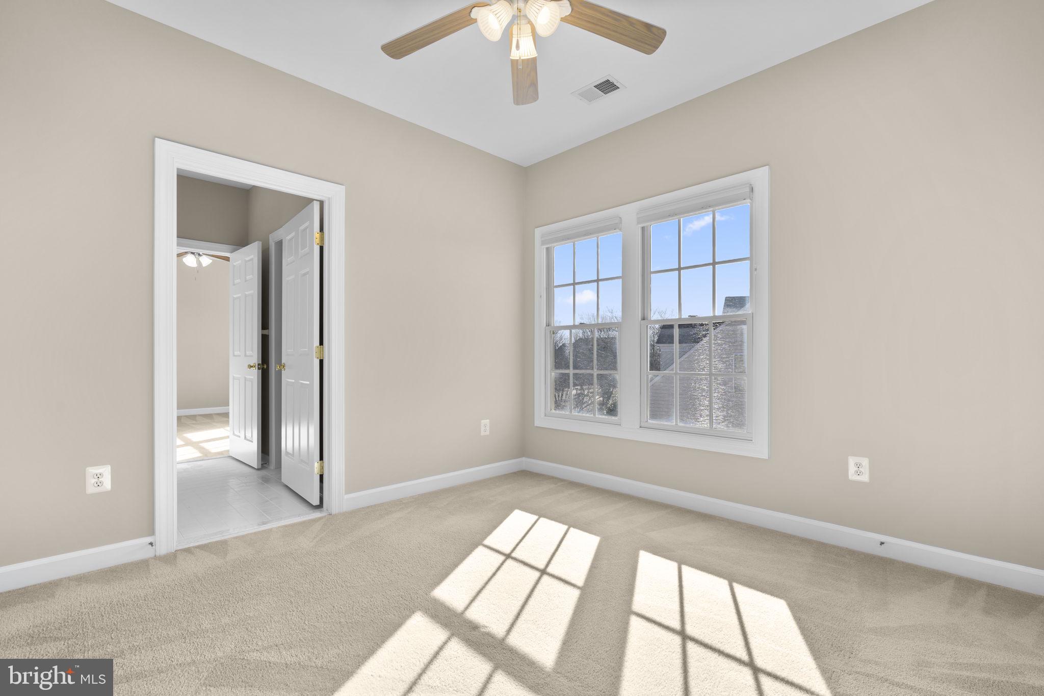 KINGSVIEW VILLAGE - Residential