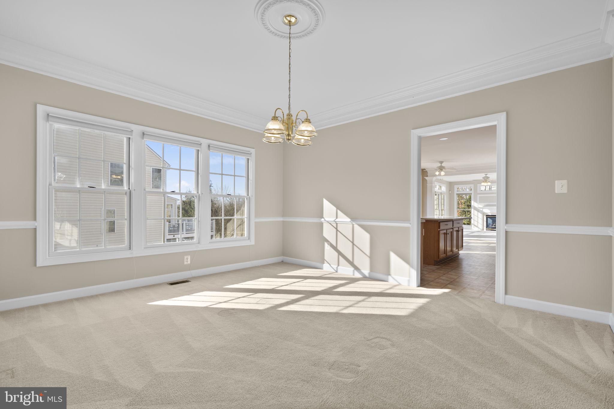 KINGSVIEW VILLAGE - Residential