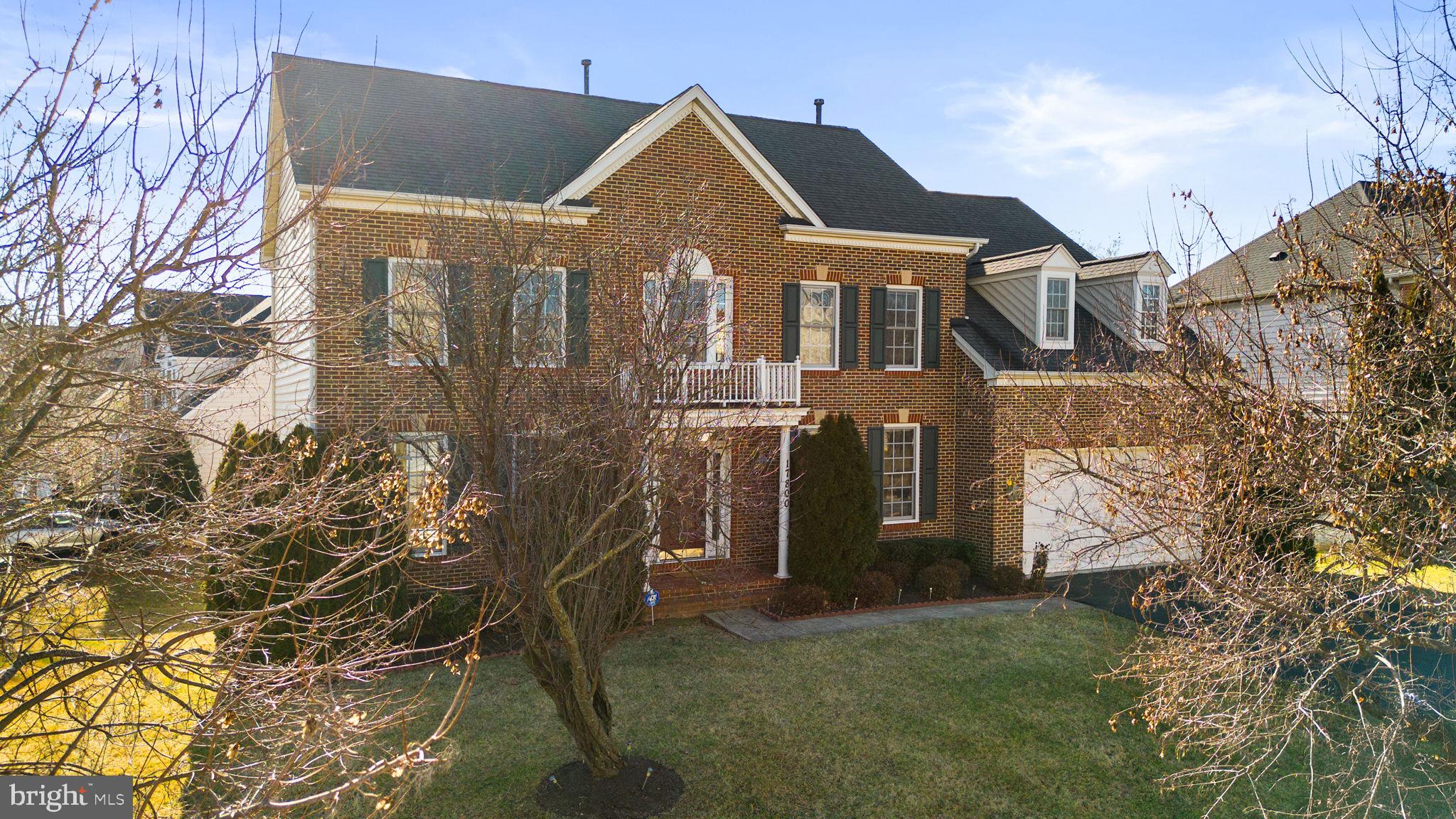 KINGSVIEW VILLAGE - Residential