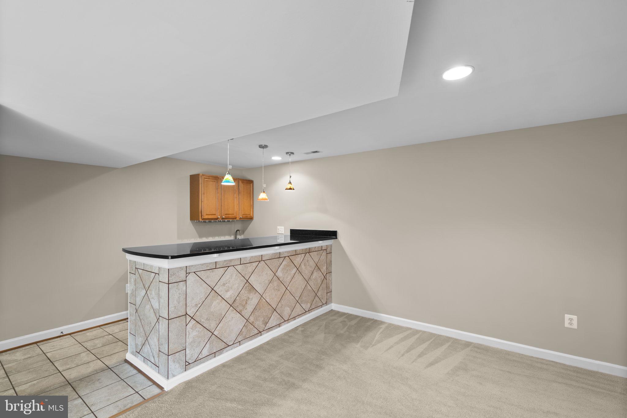 KINGSVIEW VILLAGE - Residential