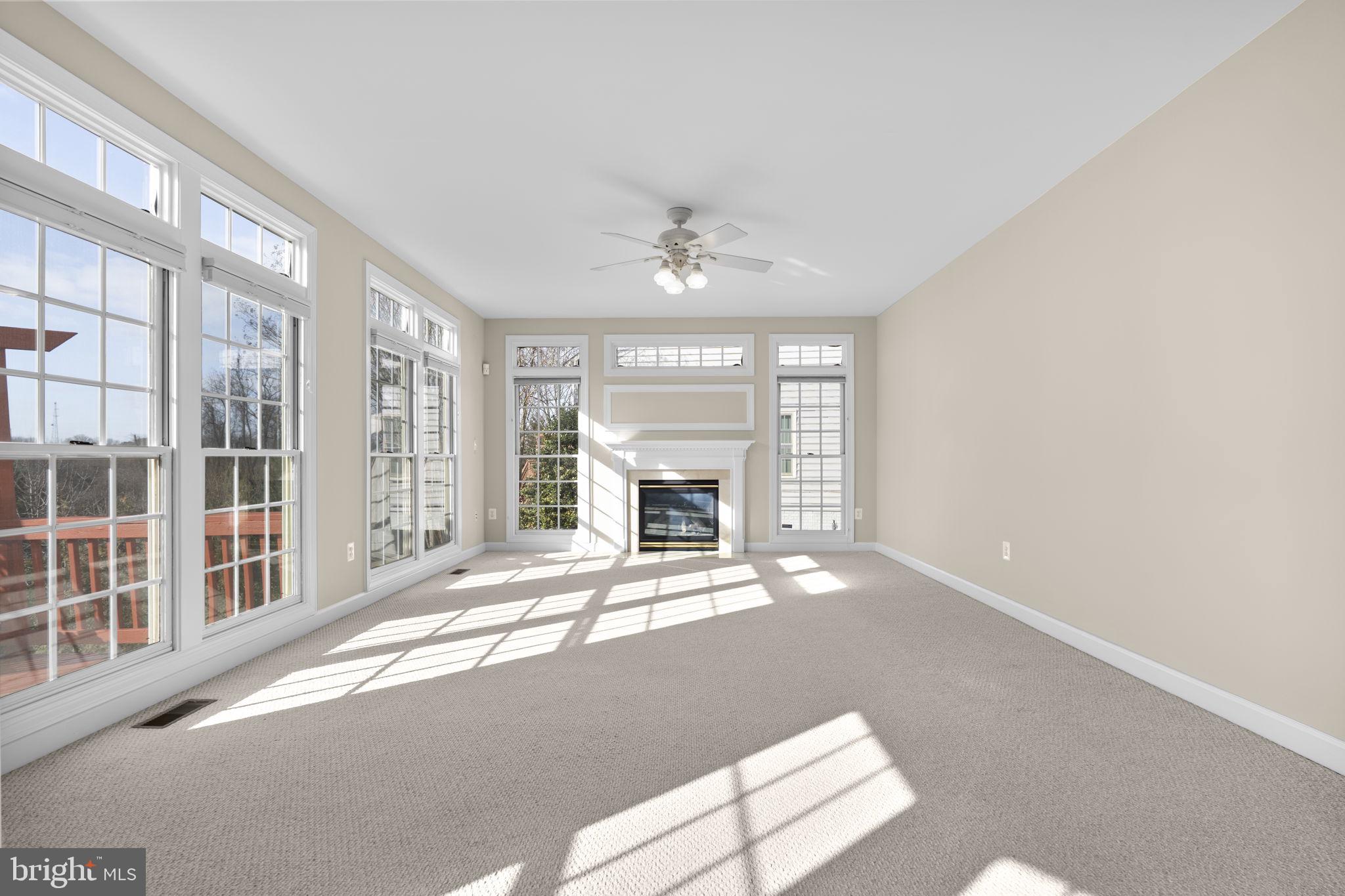 KINGSVIEW VILLAGE - Residential