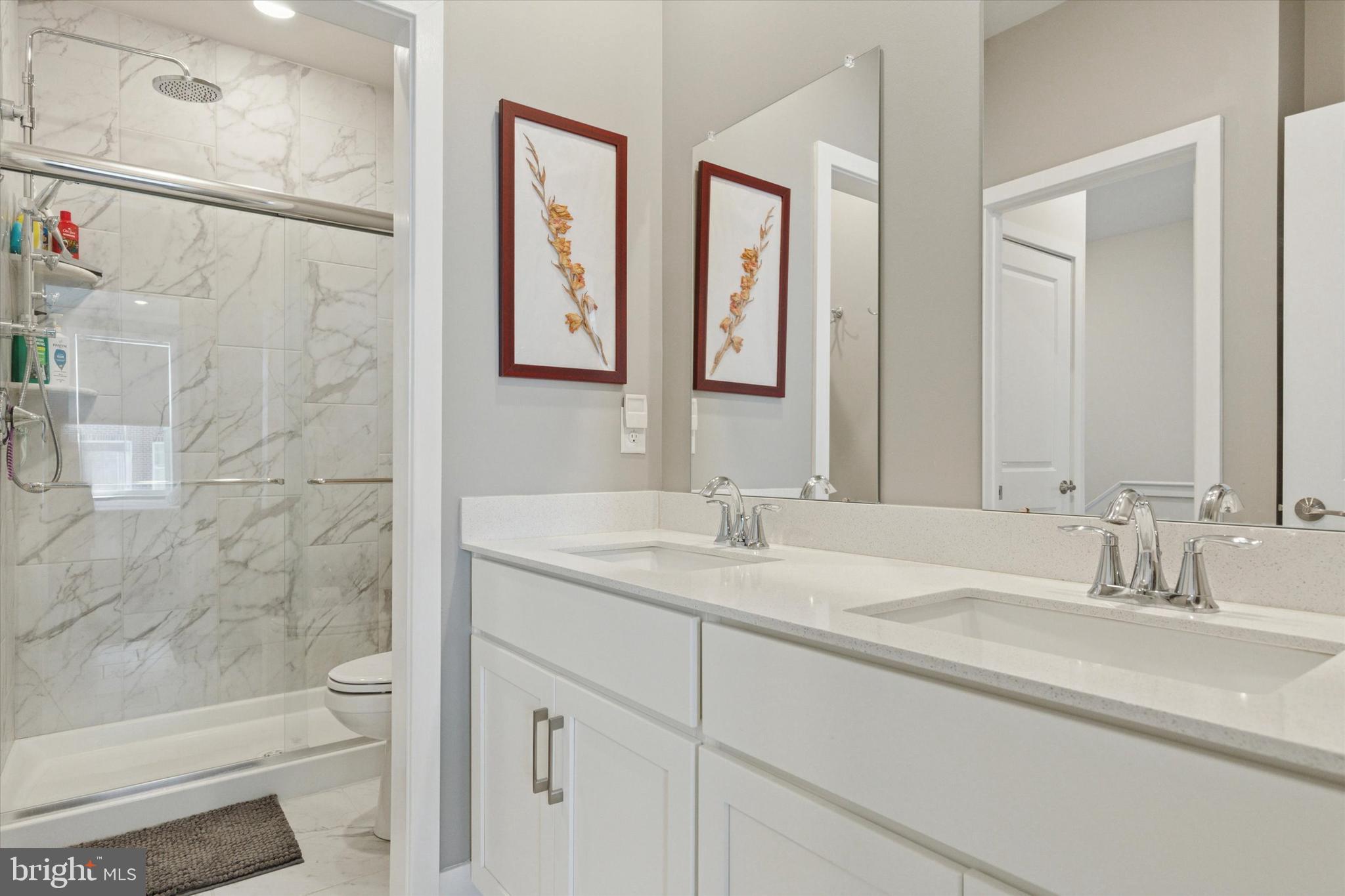 STEELPOINTE - Residential