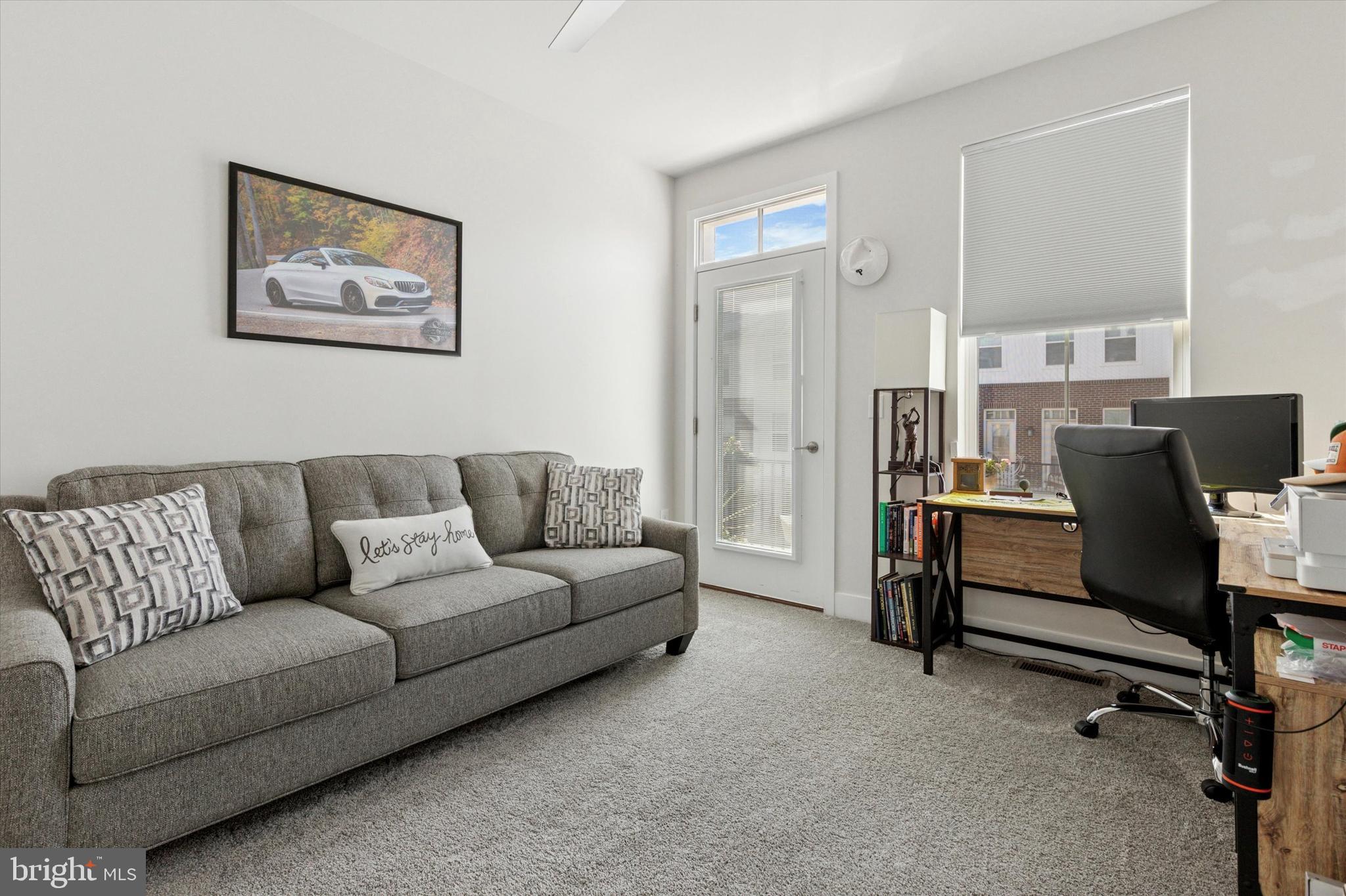 STEELPOINTE - Residential