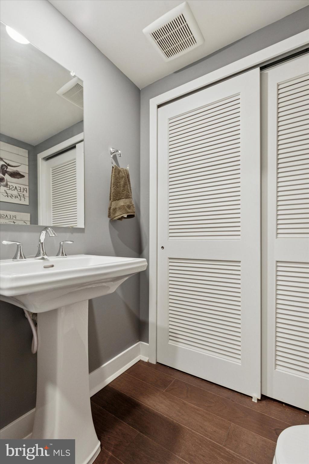 STEELPOINTE - Residential