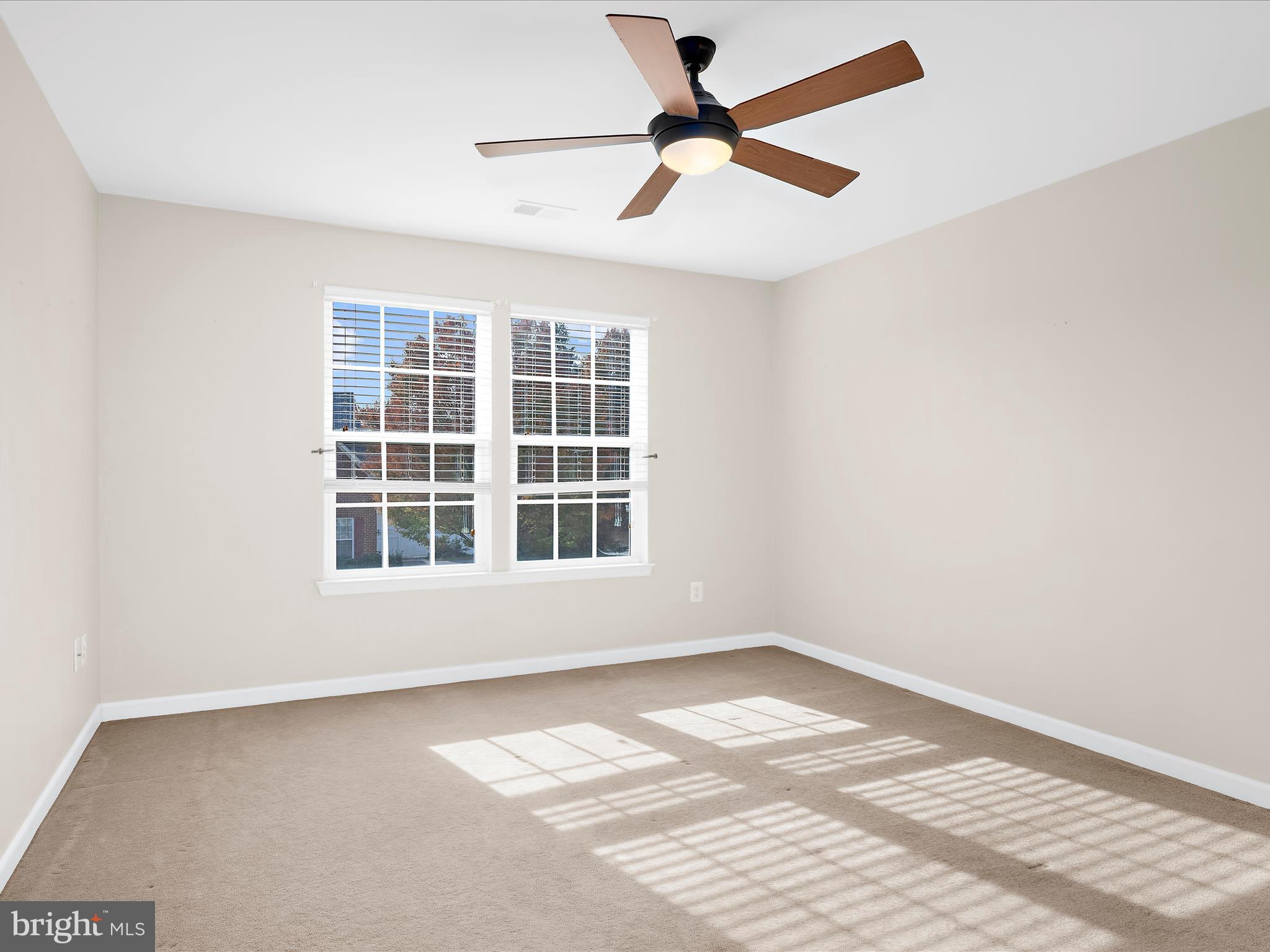 COVENTRY FARMS - Residential