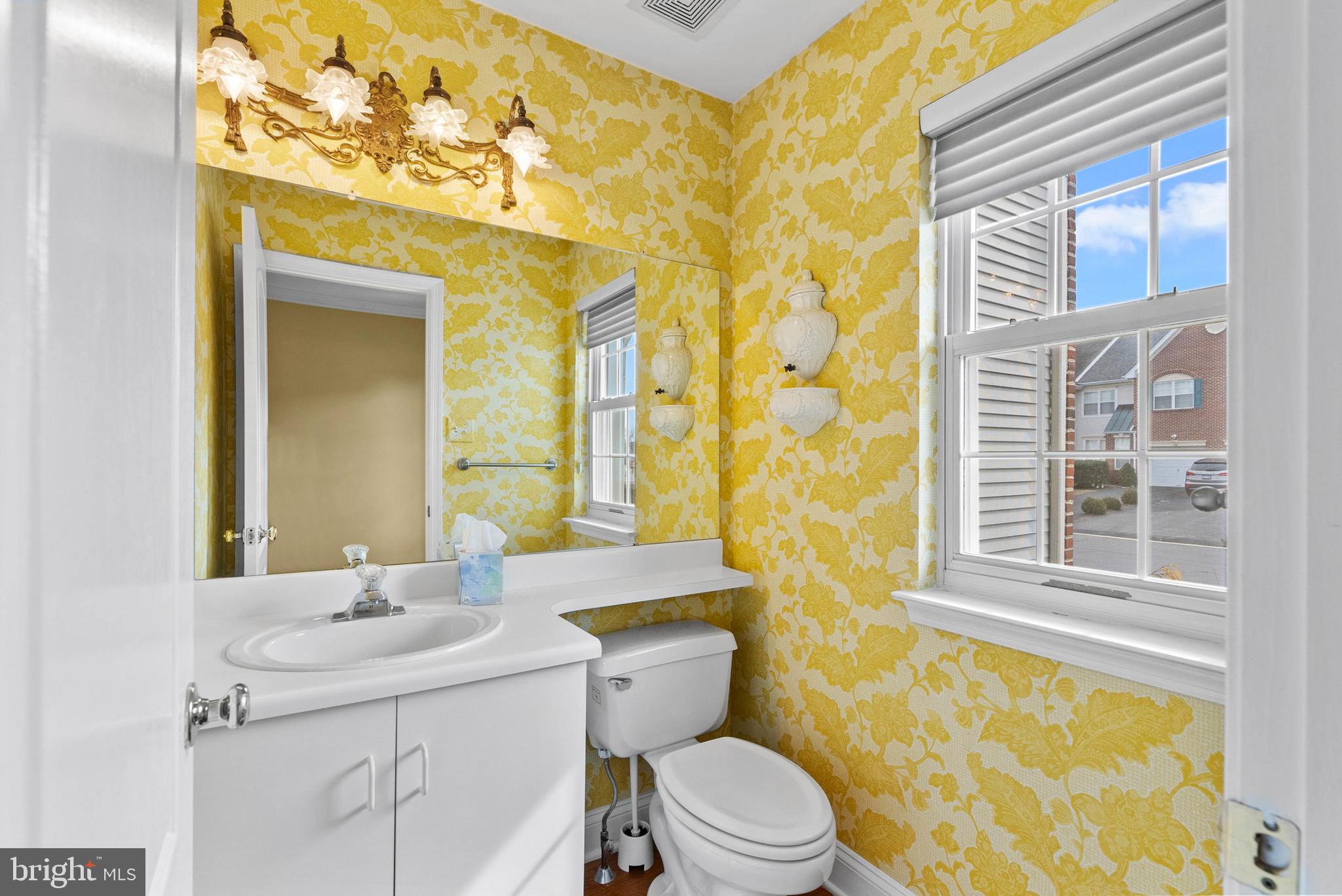 REBEL HILL - Residential