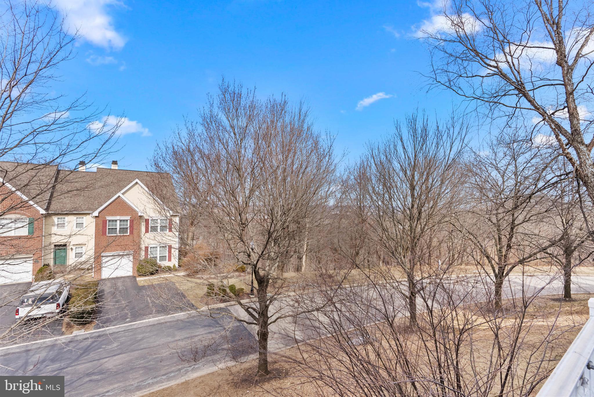 REBEL HILL - Residential