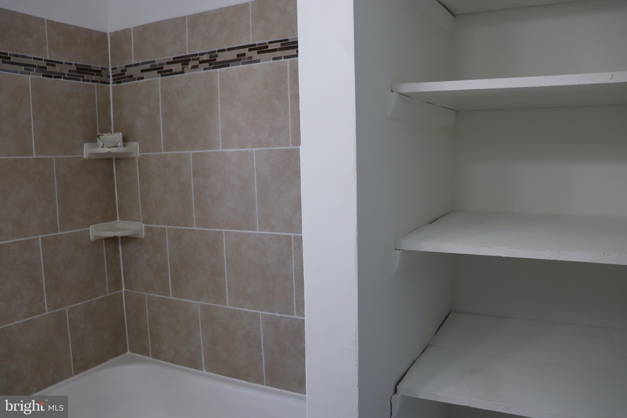 CEDONIA - Residential