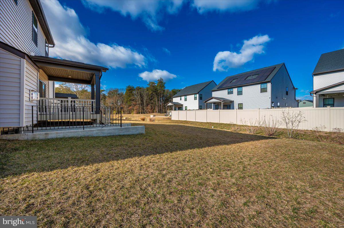 TANYARD SHORES - Residential