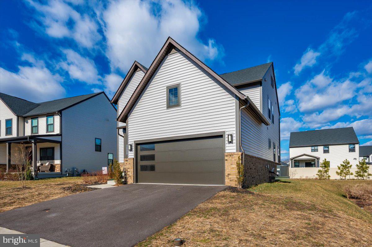 TANYARD SHORES - Residential