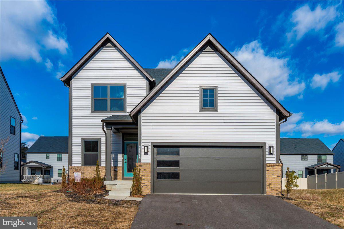 TANYARD SHORES - Residential