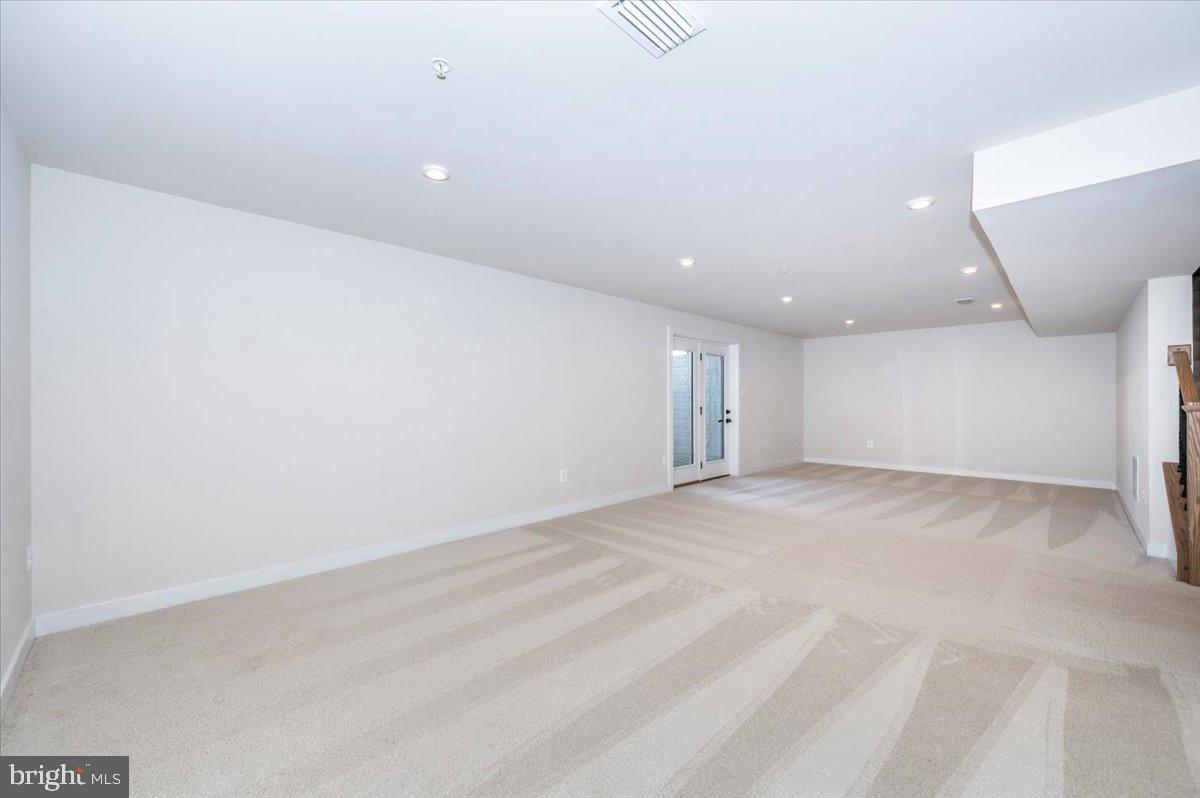 TANYARD SHORES - Residential