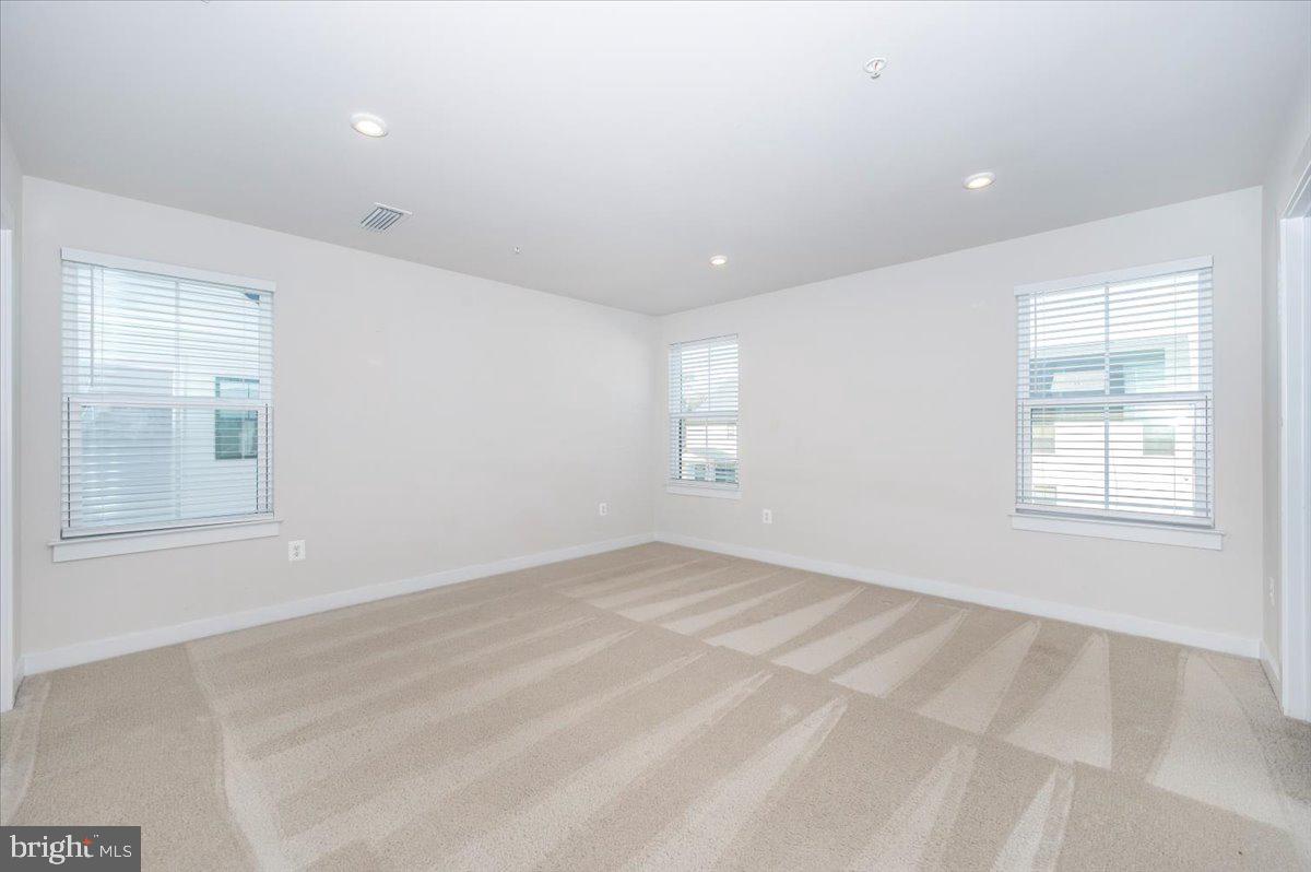 TANYARD SHORES - Residential