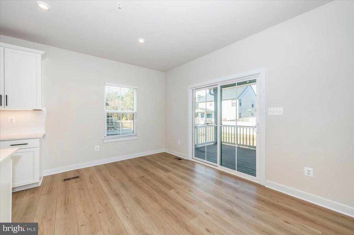 TANYARD SHORES - Residential