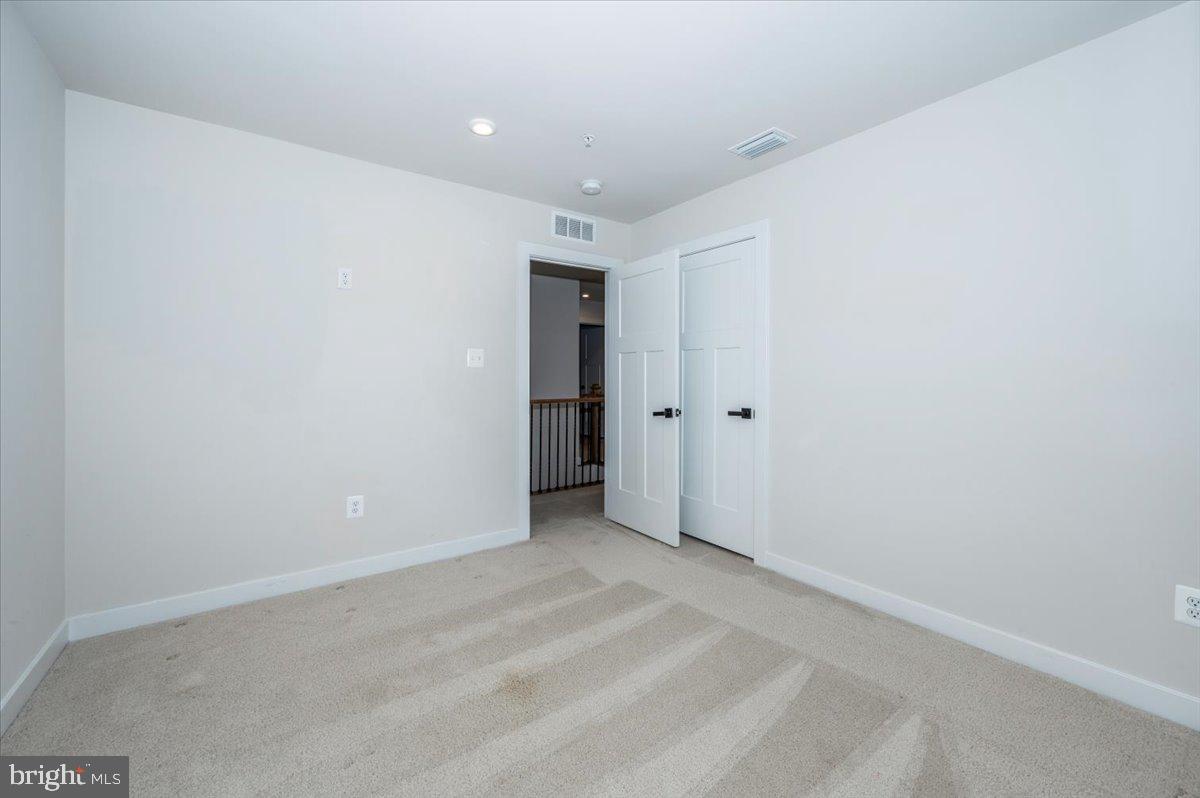 TANYARD SHORES - Residential