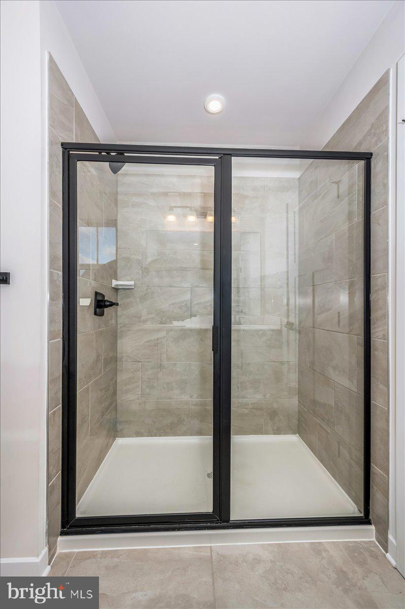 TANYARD SHORES - Residential