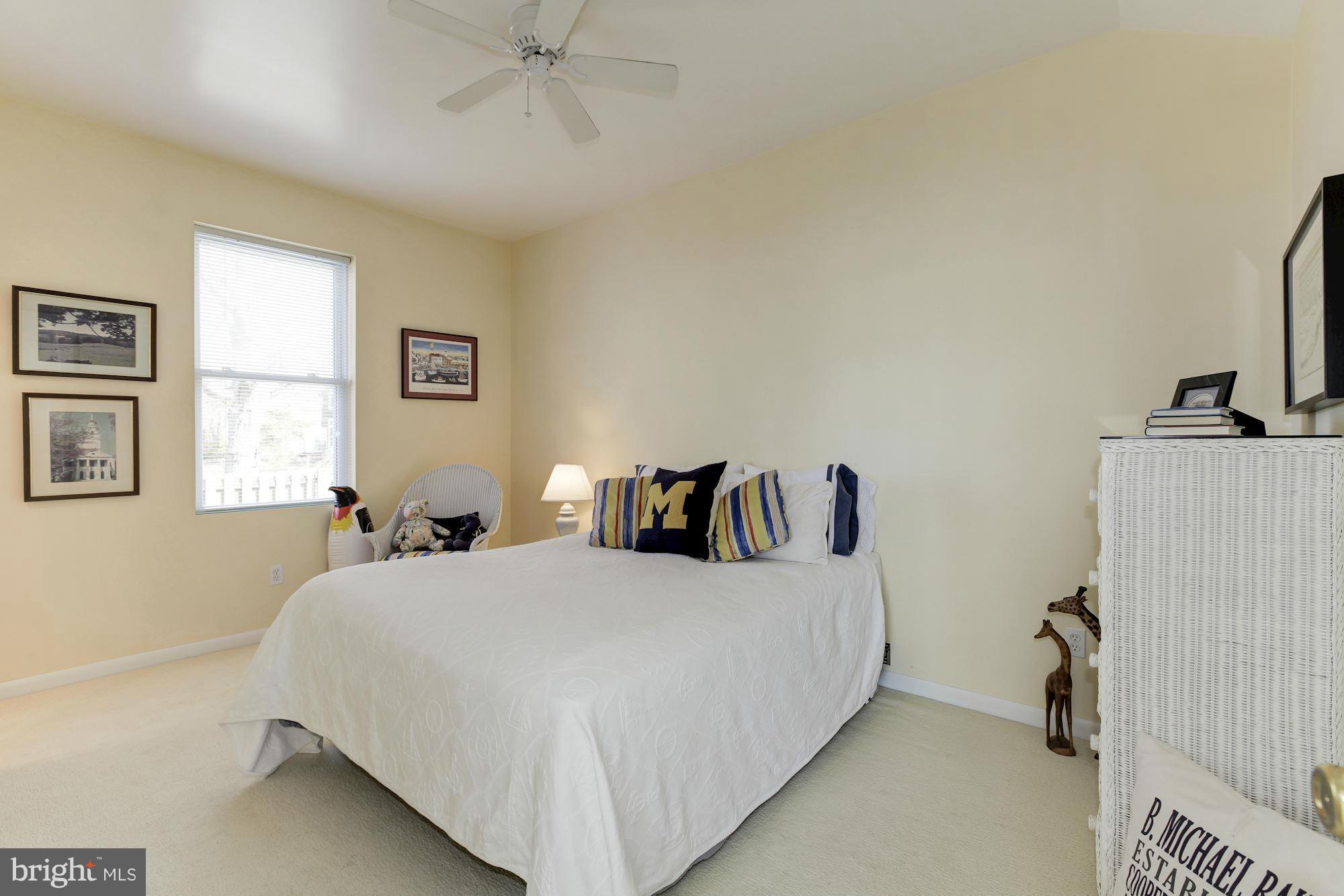 IDLEWILDE ACRES - Residential