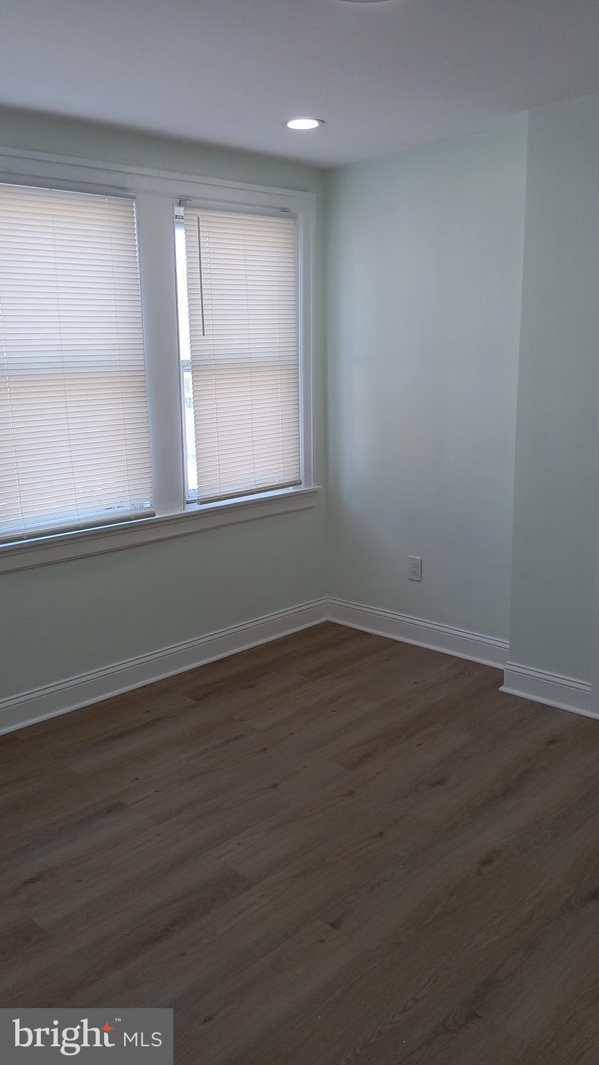 GERMANTOWN (EAST) - Residential