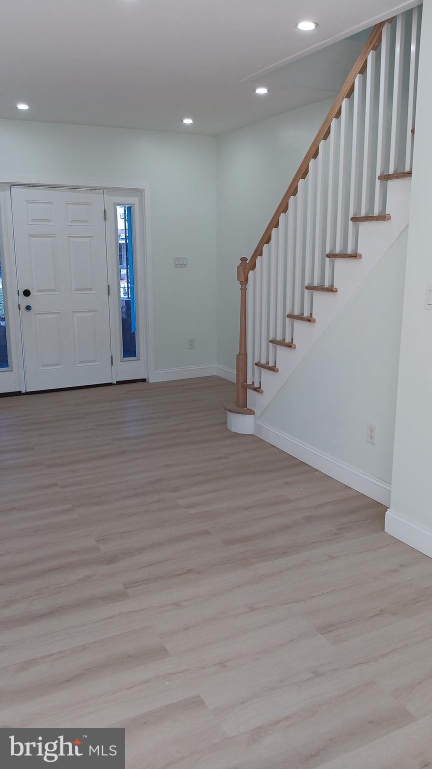 GERMANTOWN (EAST) - Residential