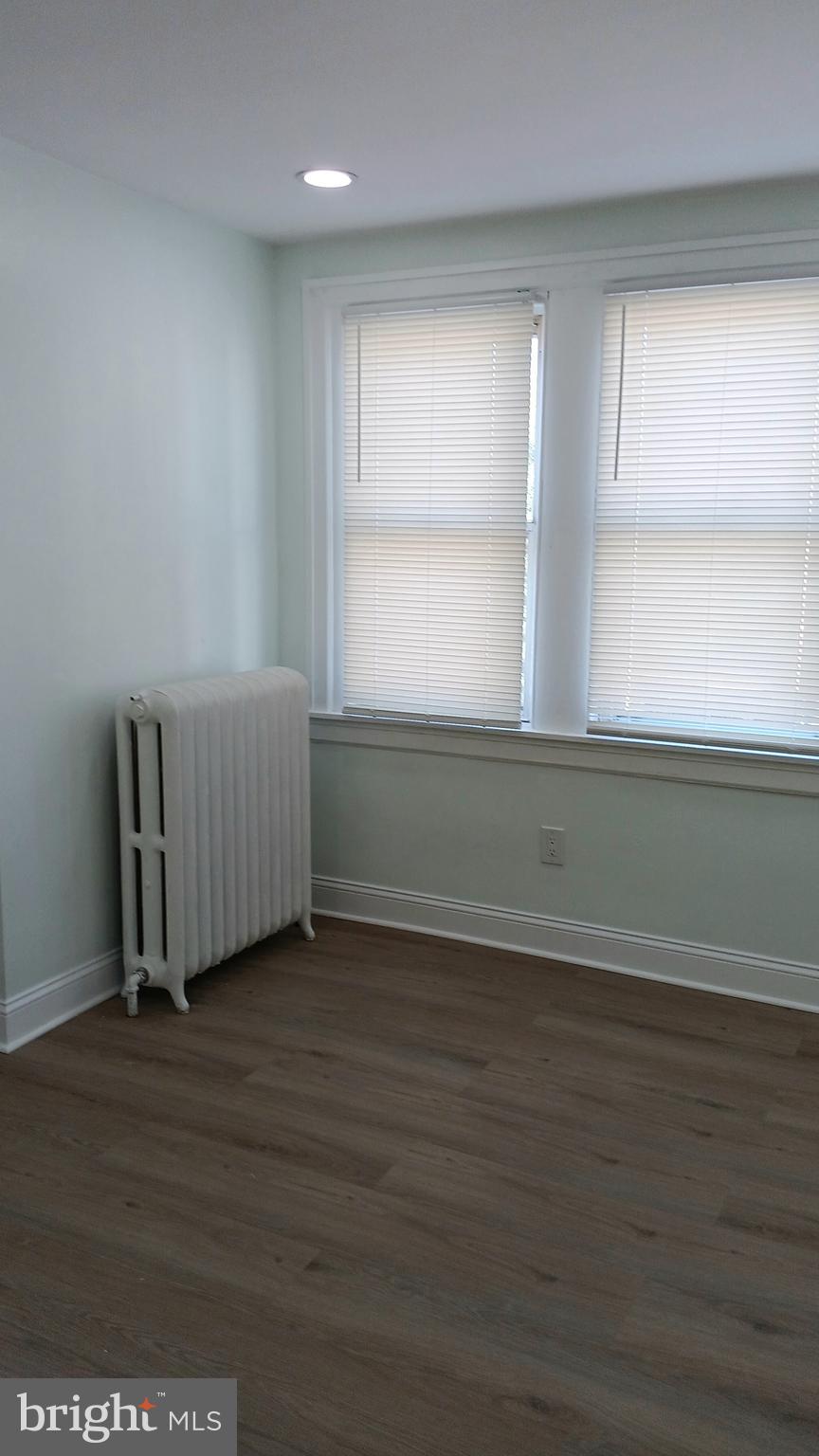 GERMANTOWN (EAST) - Residential