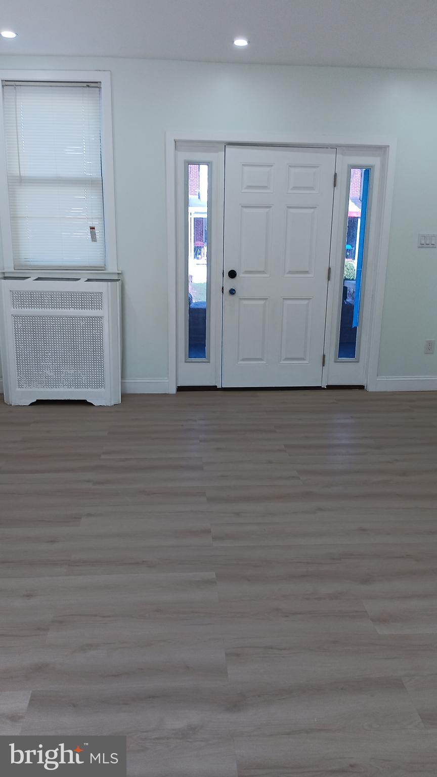 GERMANTOWN (EAST) - Residential