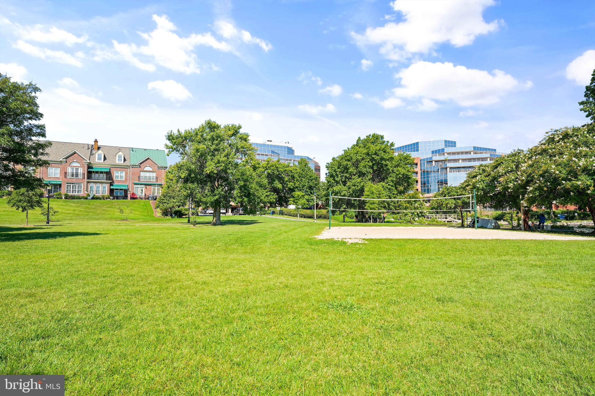 RIVERGATE - Residential